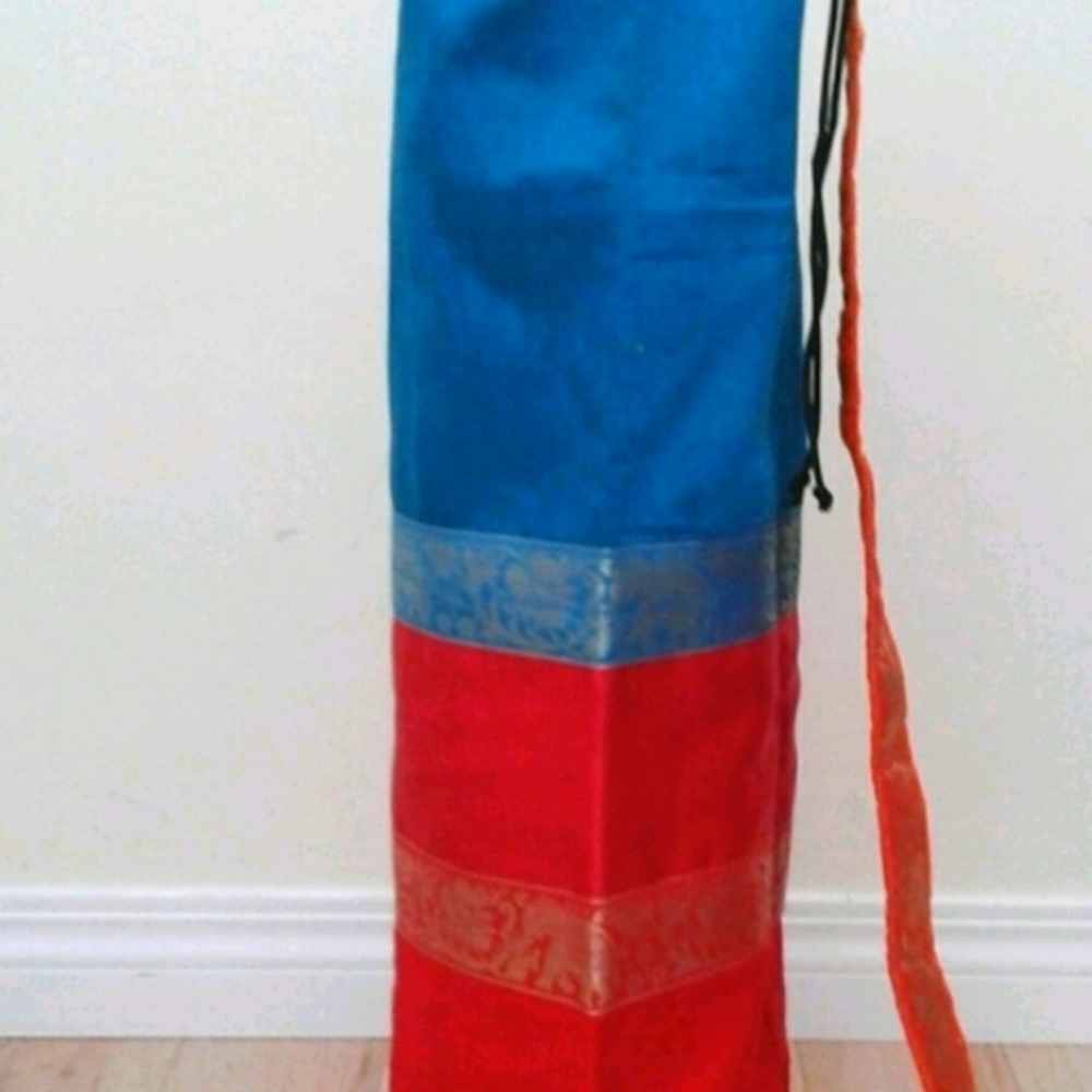 RED AND BLUE SILK YOGA MAT BAG